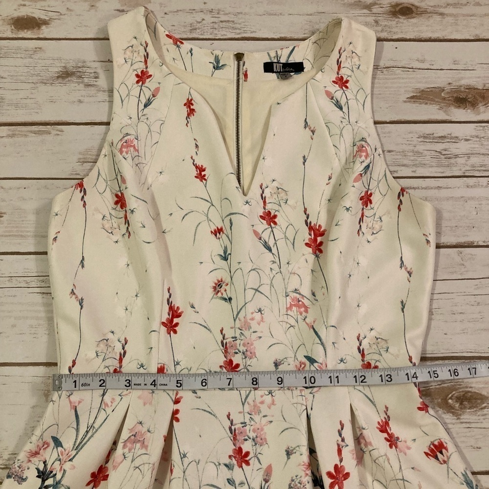 Kut From The Kloth Sleeveless Fit and Flare Floral Dress 8 - Picture 6 of 16